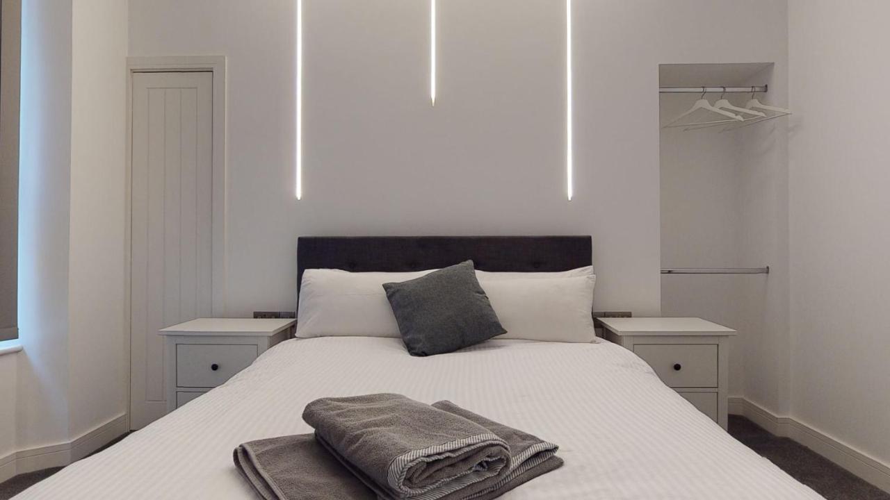 28 Harbour Lettings Luxury Apartments For Over 25S Plymouth Eksteriør billede