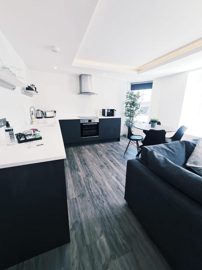 28 Harbour Lettings Luxury Apartments For Over 25S Plymouth Eksteriør billede